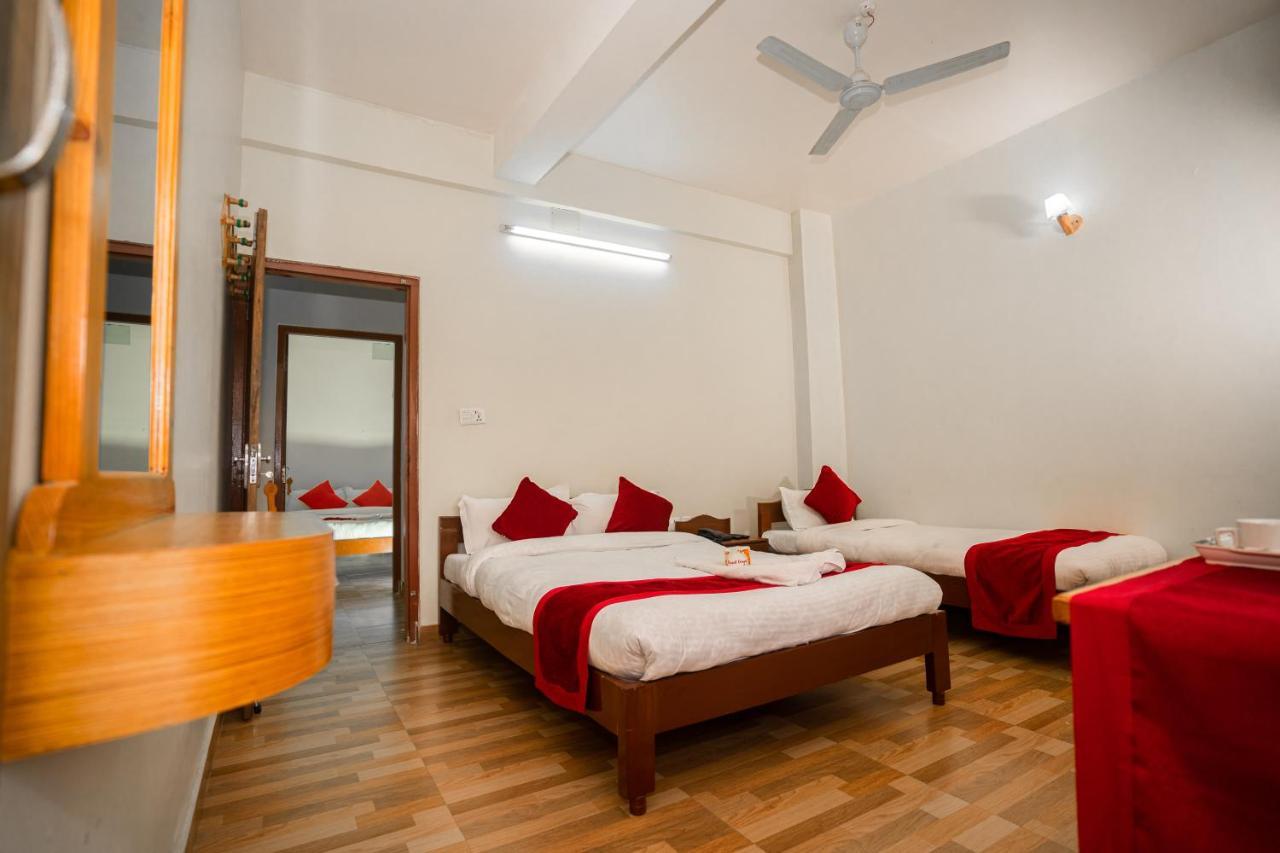 Hotel Dela Mount Pokhara Dış mekan fotoğraf