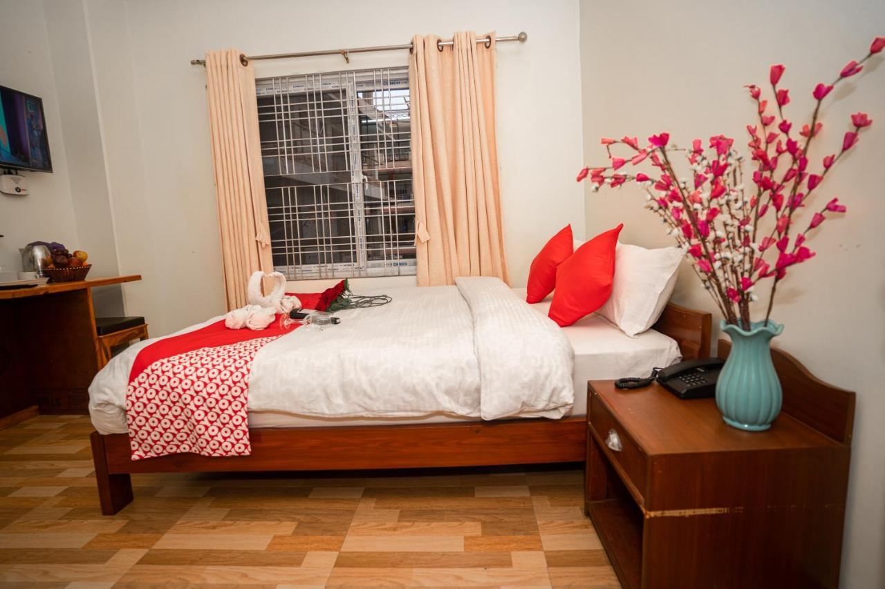 Hotel Dela Mount Pokhara Dış mekan fotoğraf